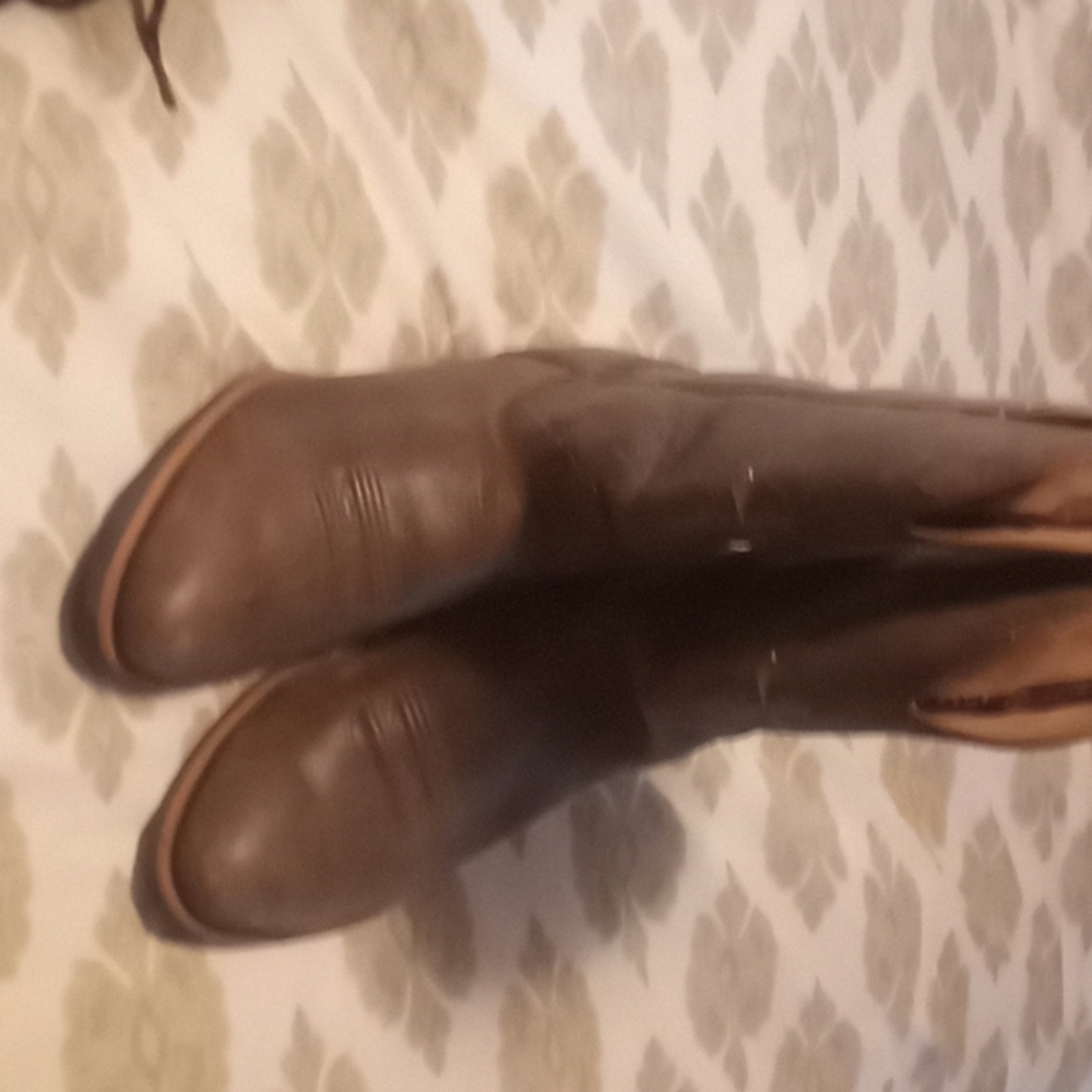 Cowboy boots 11.5 EE Olive color